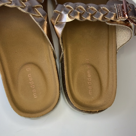 Madden Girl Rose Gold Braided Sandals size 3 - Picture 4 of 6